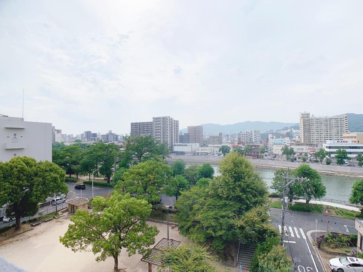 Ouchi Hotel Nishi-Tokaichi Хіросіма Екстер'єр фото